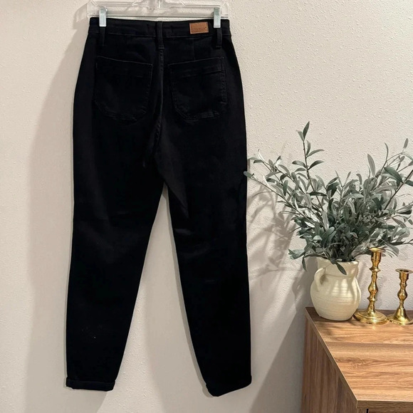 Judy Blue Women's Black High Waisted Double Roll Cuff Jogger Jeans 3/26 Comfy - Picture 2 of 7
